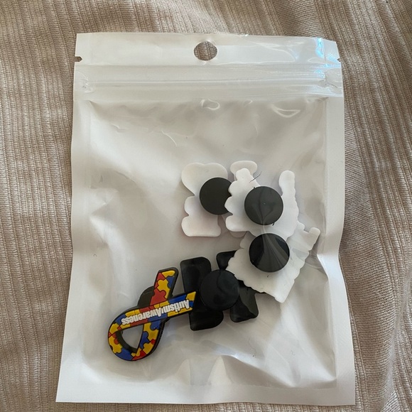 Set of 5 Autism Awareness Shoe Charms NEW IN PACKAGE - Picture 5 of 5